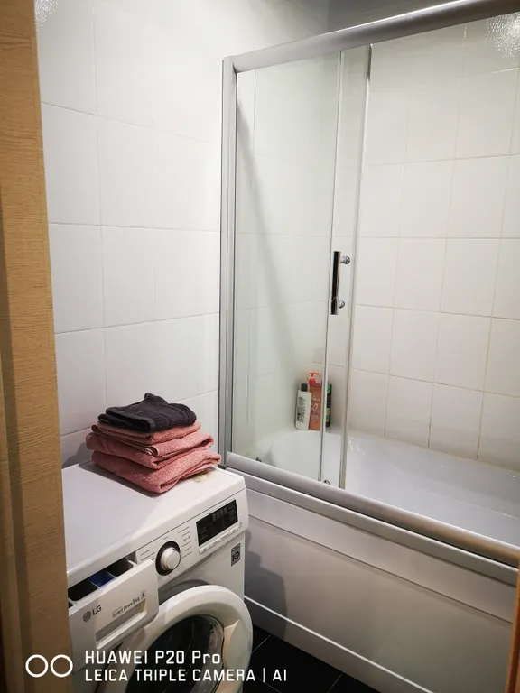 Квартира Уютная трехкомнатная комнатная квартира в новом доме — Элиста