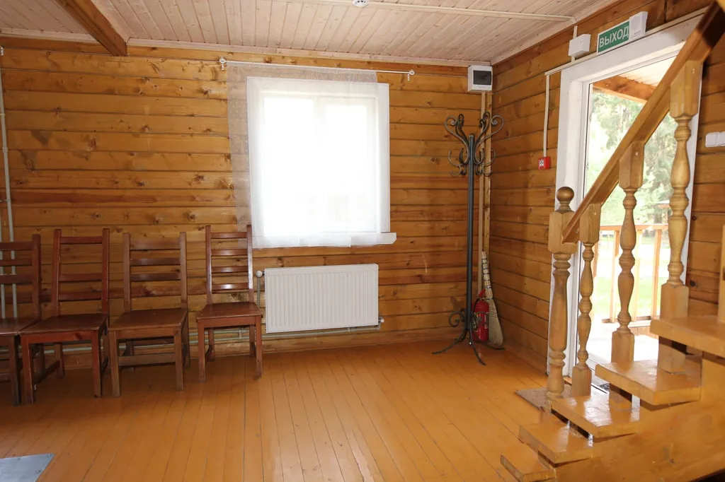 Коттедж на 10 спальных мест с верандой