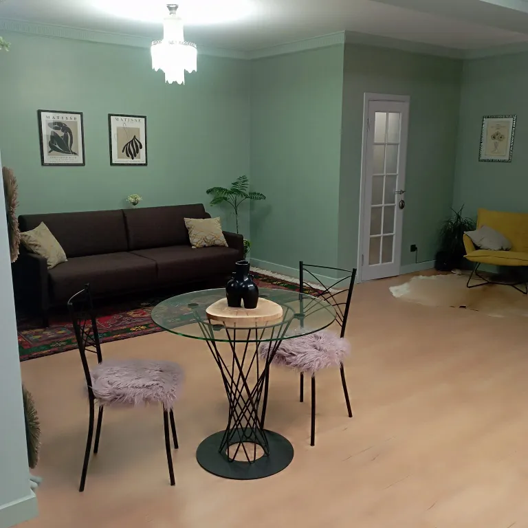 Квартира Квартира Завтрак у Тиффани — Махачкала