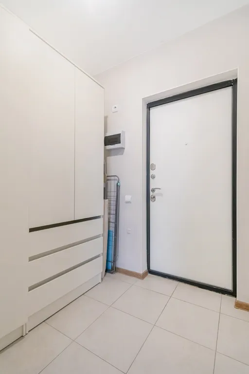 Уютная студия с проектором