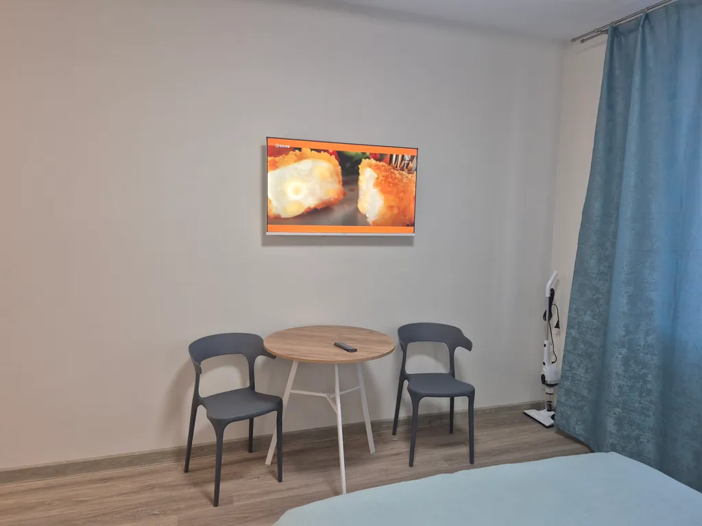 Студия с видом на лес