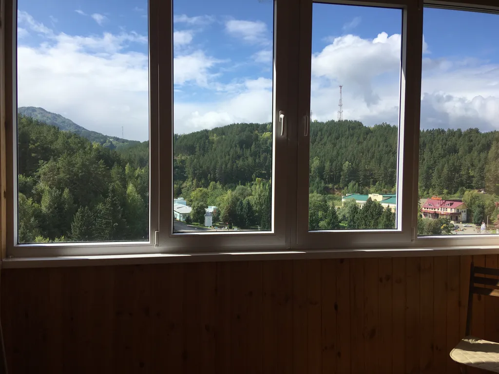 Уютный апартамент с видом на горы