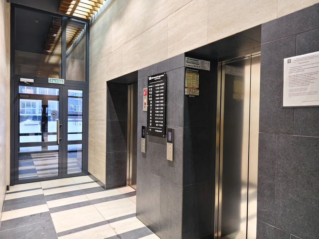 Квартира в новом доме с видом на Московскую площадь