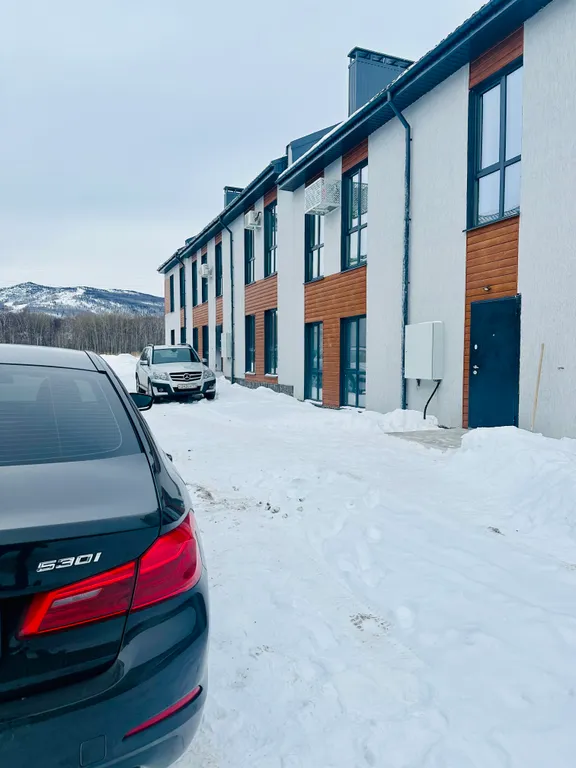 Квартира-студия с видом на горы