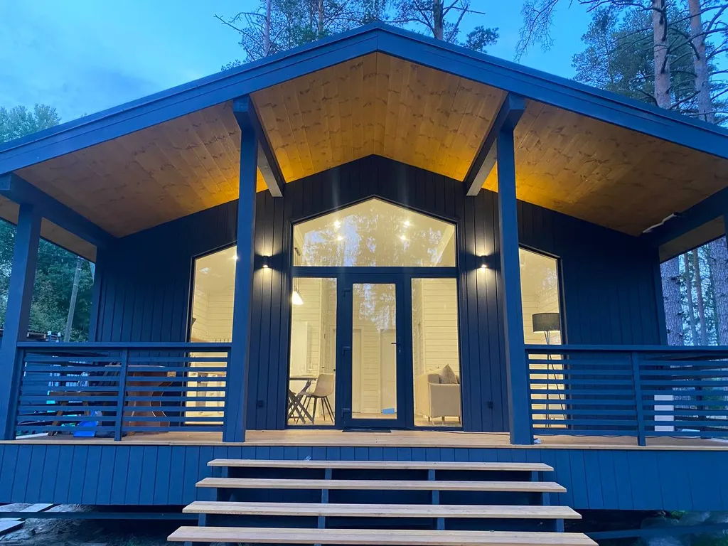 Современный дом с панорамными окнами