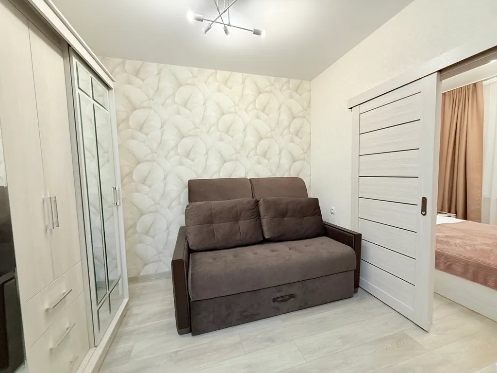 Квартира Квартира Евротрешка ЛИСТЬЯ ЖК Бизнес-класса Сердце Ярославля с Алисой — Ярославль