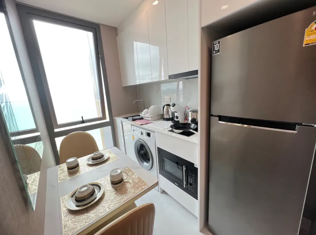 Copacabana Beach Jomtien Deluxe Sky Ocean 5453