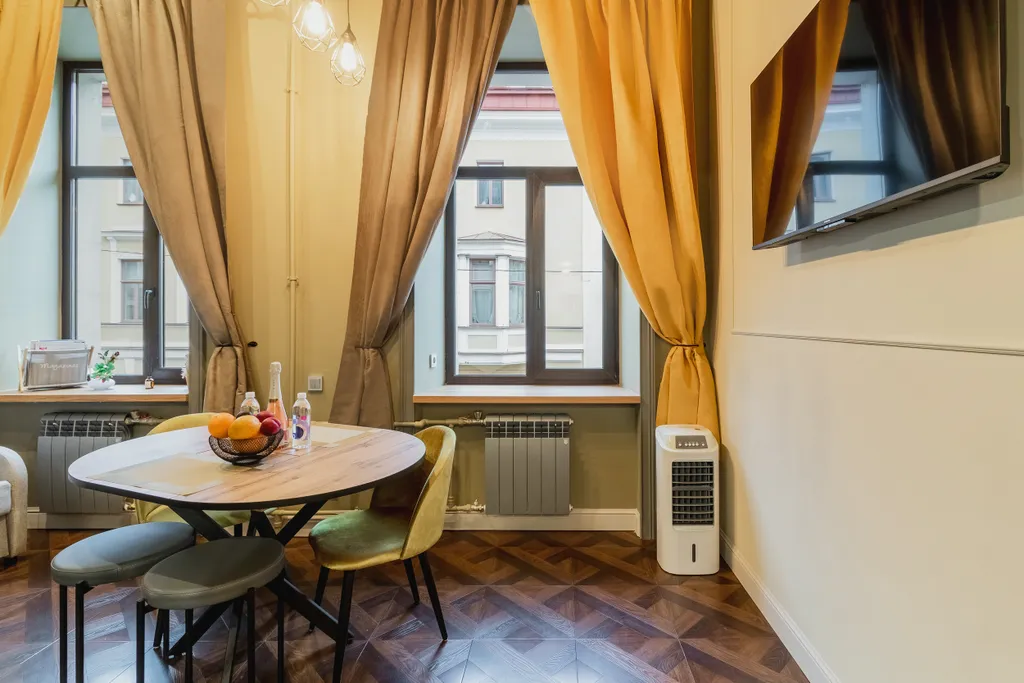 Квартира Квартира В сердце города (с колонкой Алиса) — Санкт-Петербург