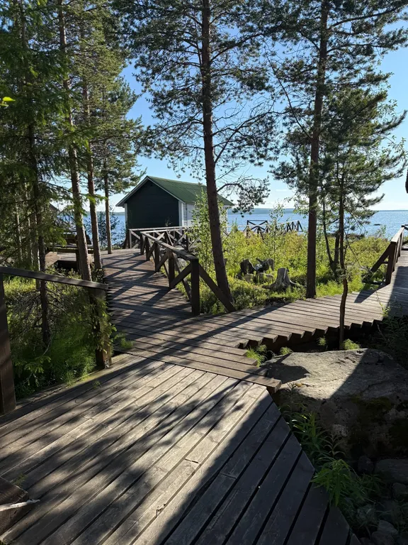 Дом на берегу