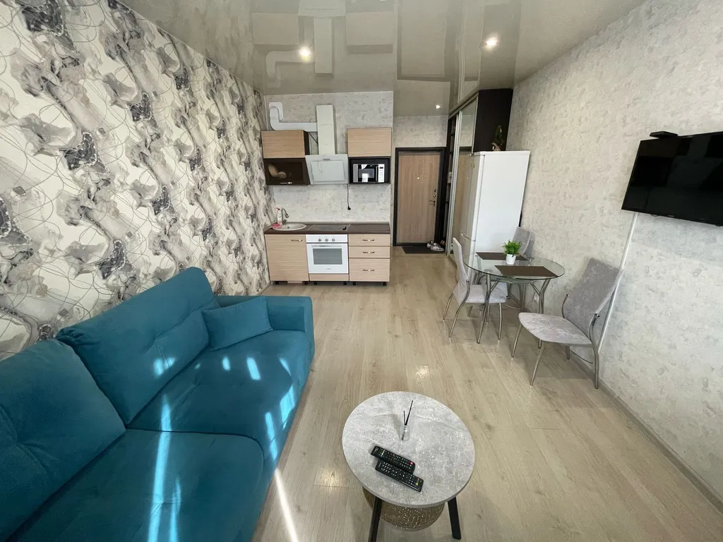 Квартира Уютная квартирка-студия — аренда посуточно в Сургут