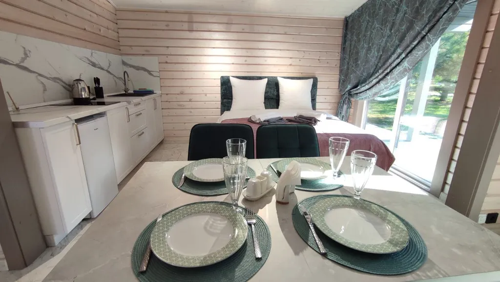 Дом Изумруд