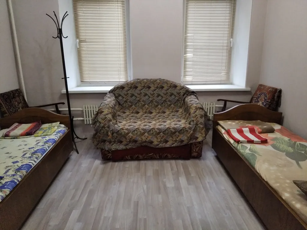 Двухкомнатная квартира в районе ж/д вокзала — аренда посуточно в Каменск-Шахтинский