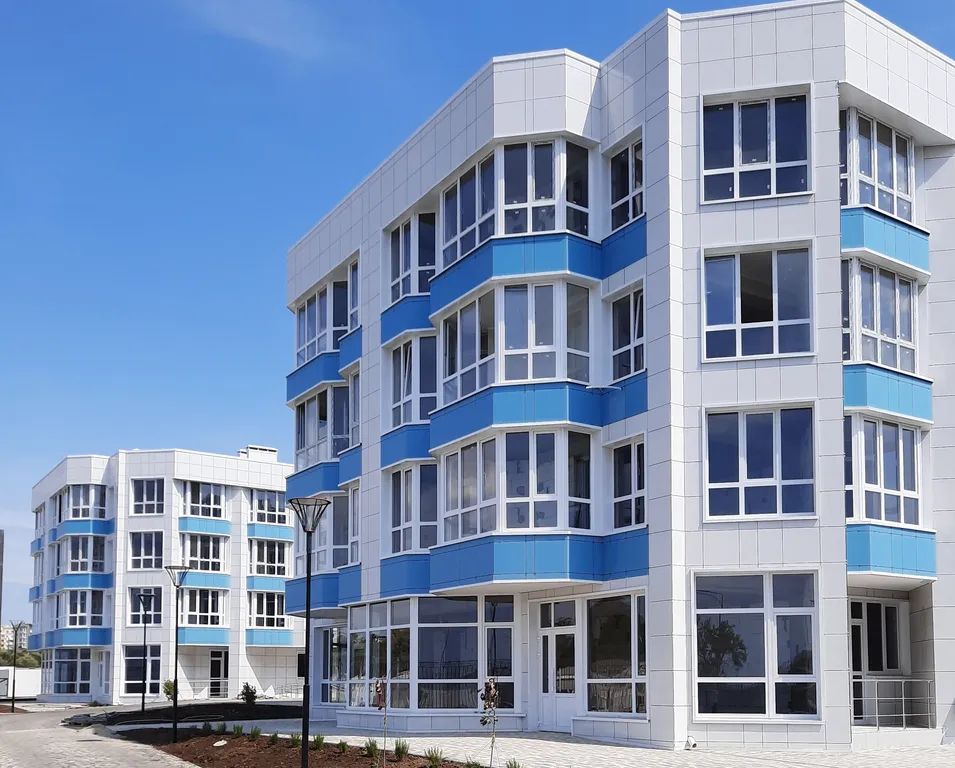 Апартаменты у моря с собственным бассейном