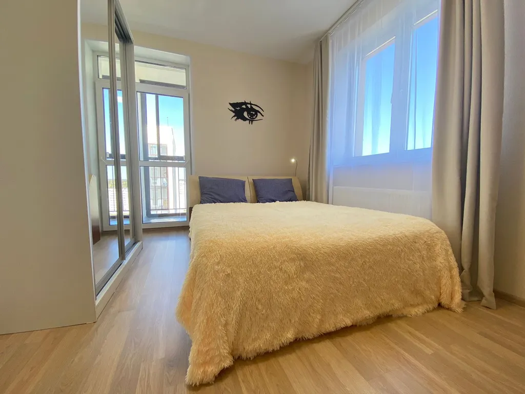 Уютная квартира с видом на город в ЖК Покровский парк — аренда посуточно в Верхняя Пышма