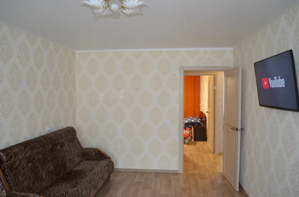 Уютная двухкомнатная квартира в спальном районе от собственника