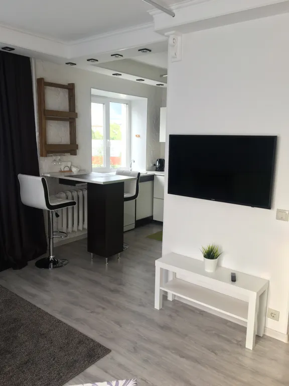 Стильная новая квартира с дизайнерским ремонтом в центре города