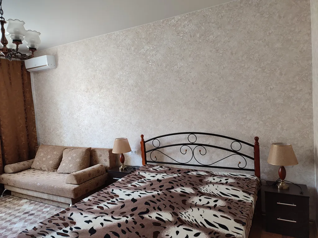 Часть дома с отдельным входом и двориком в Мисхоре