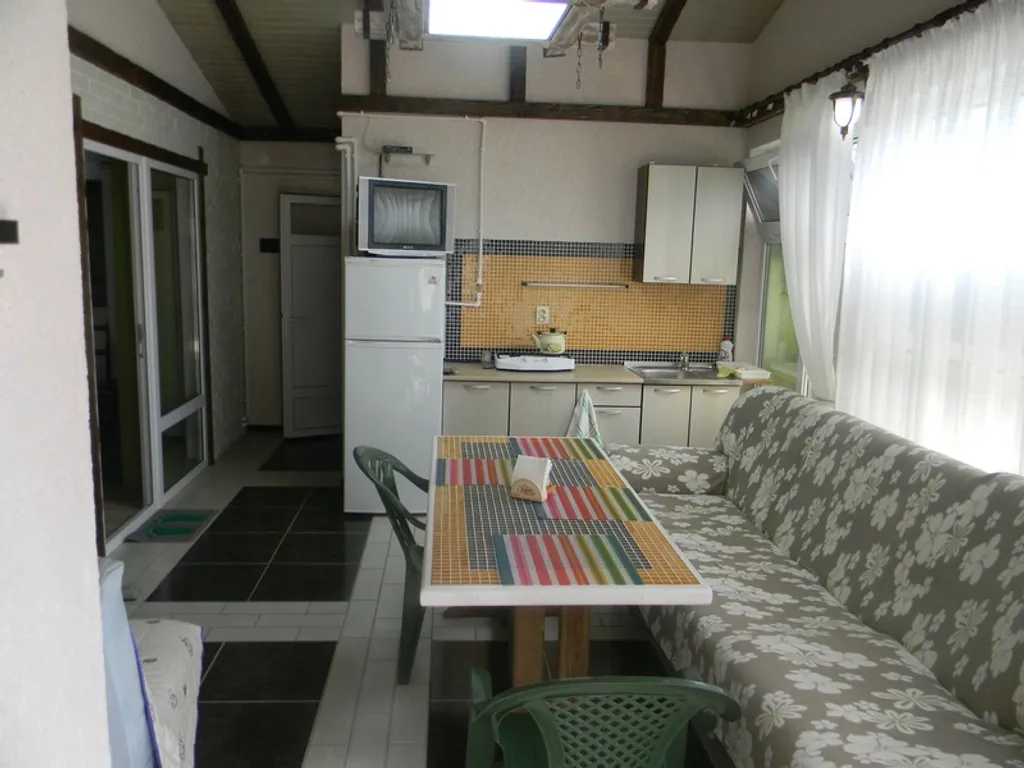 Коттедж Уютный домик с личной кухней — Сенной