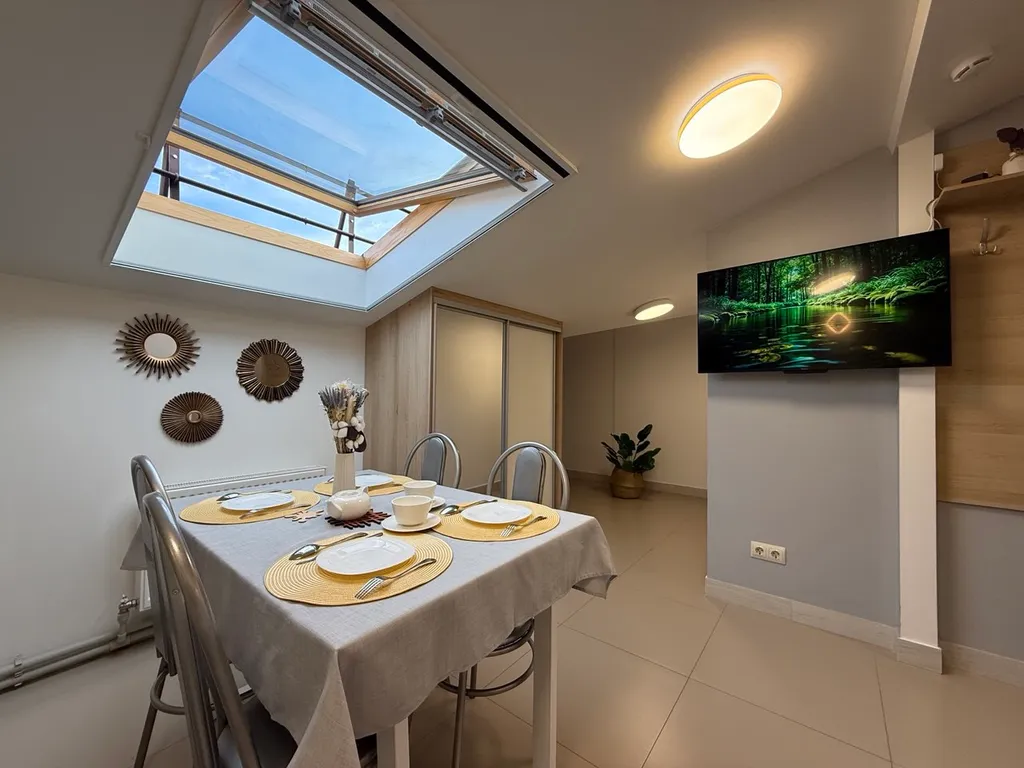 №10 Люкс на мансардном этаже