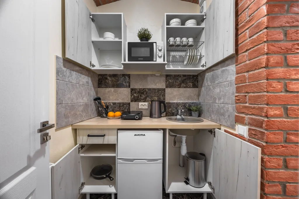 Квартира Квартира Трехместная студия на набережной канала Грибоедоева — Санкт-Петербург