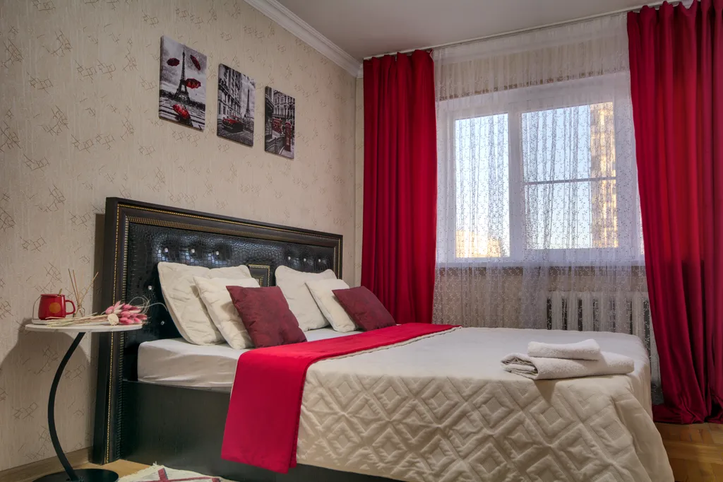 Просторная 2 ком. квартира в центре Нальчика у Атажукинского парка — аренда посуточно в Нальчик