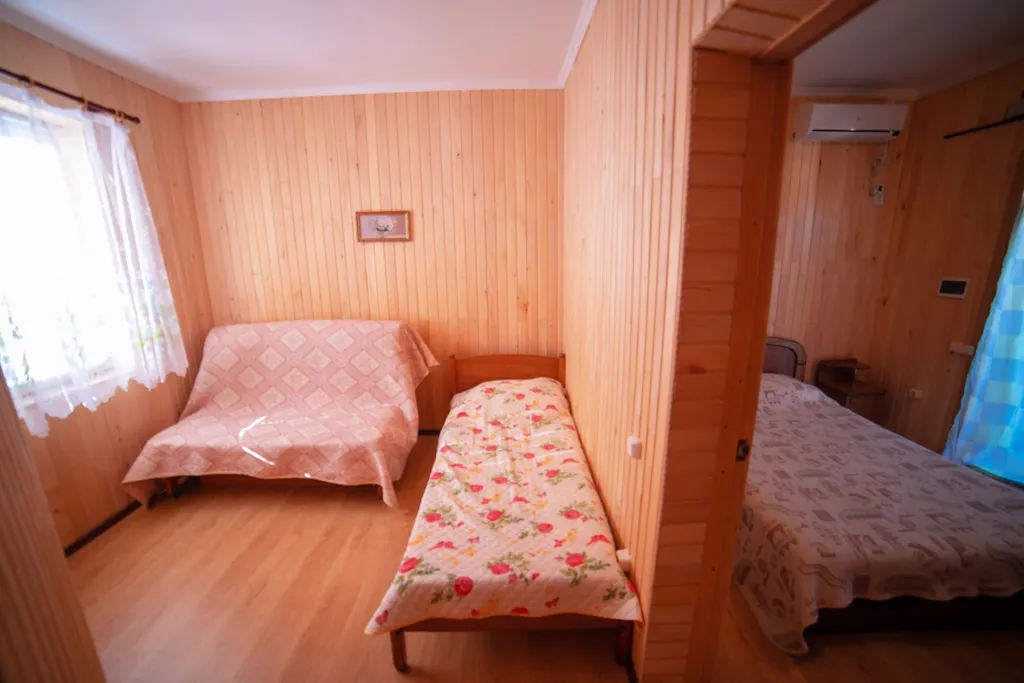 Квартира Квартира Двухкомнатный пятиместный номер на втором  этаже — Витино