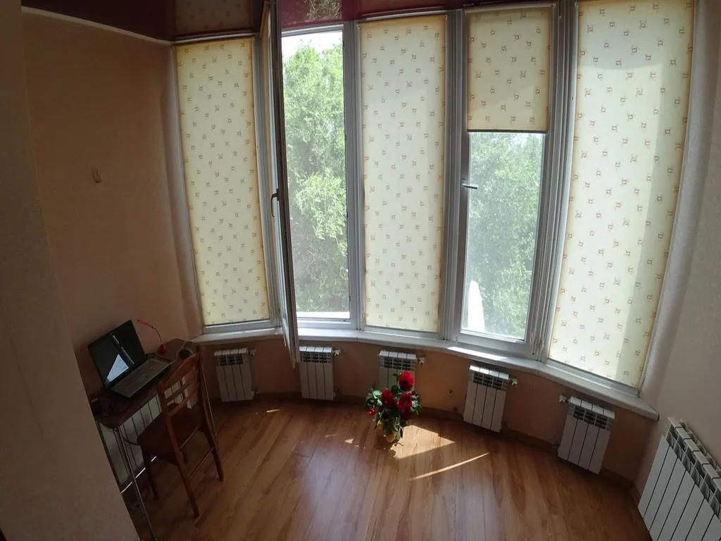 Просторная квартира рядом с парком Фрунзе