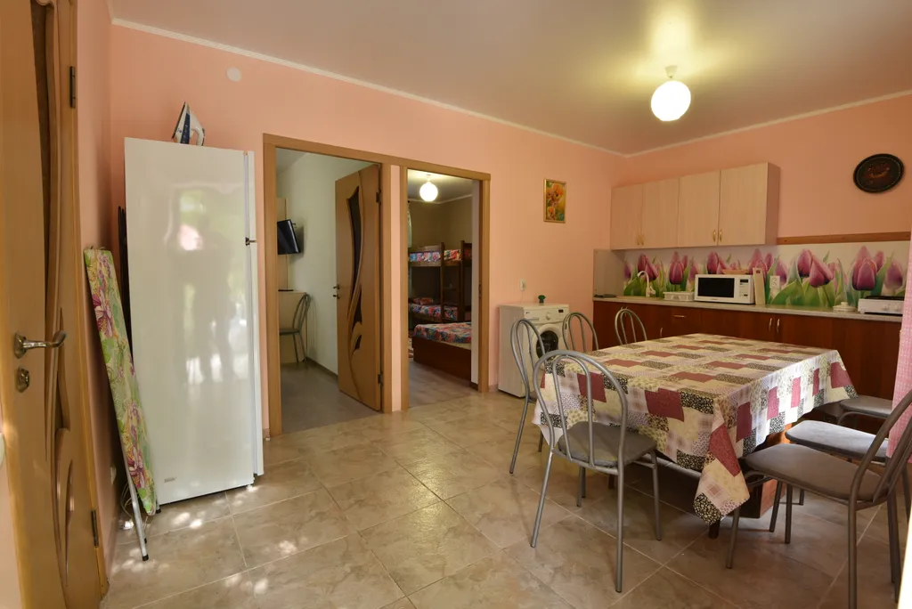 Коттедж Дом у моря — аренда посуточно в Голубицкая