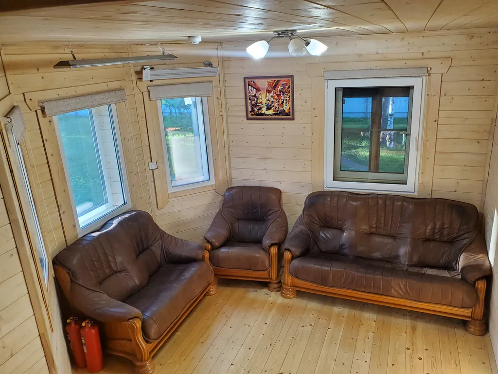 Загородный коттедж у леса