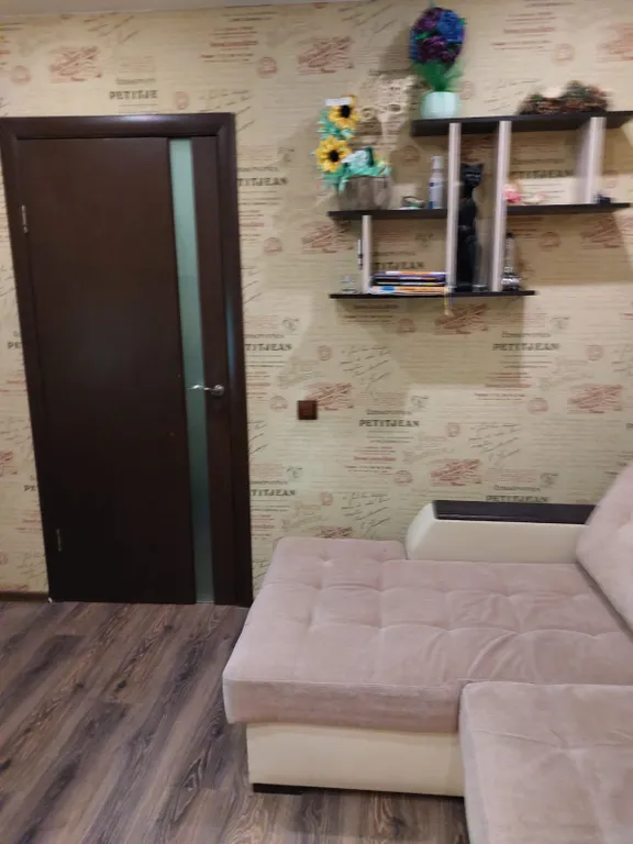 Трехкомнатная квартира в курортном городке