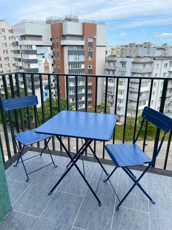 Дизайнерская евродвушка у канта на набережной