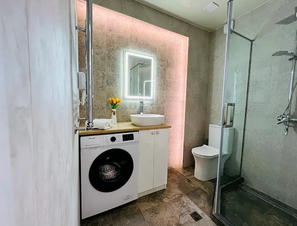 Cozy Apt 2 in the center of the city, Republic sq