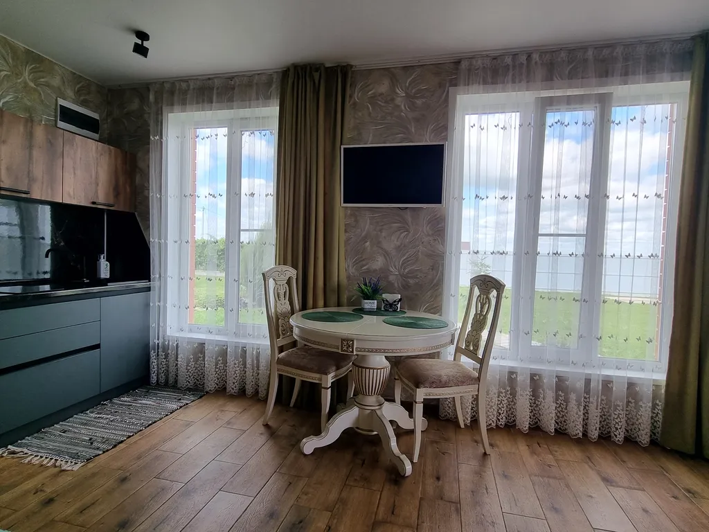 Гостевой дом с террасой, панорамной баней и чаном