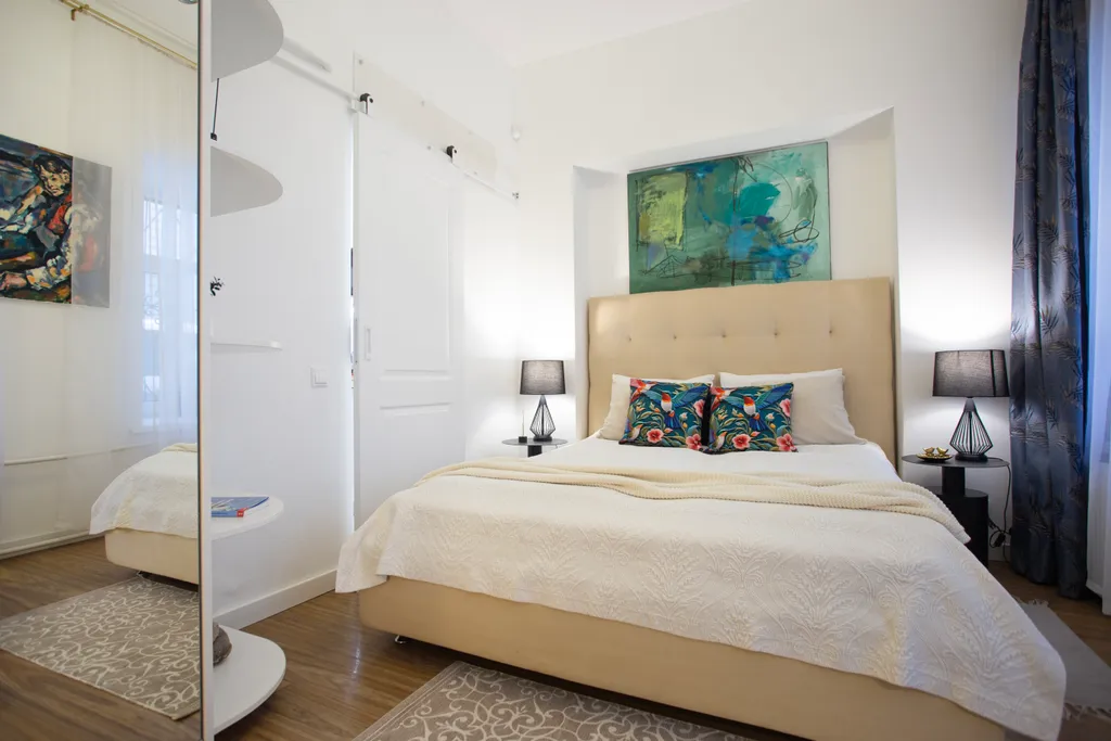 Квартира Квартира в центре у Мариинки с проектором и кофемашиной — Санкт-Петербург