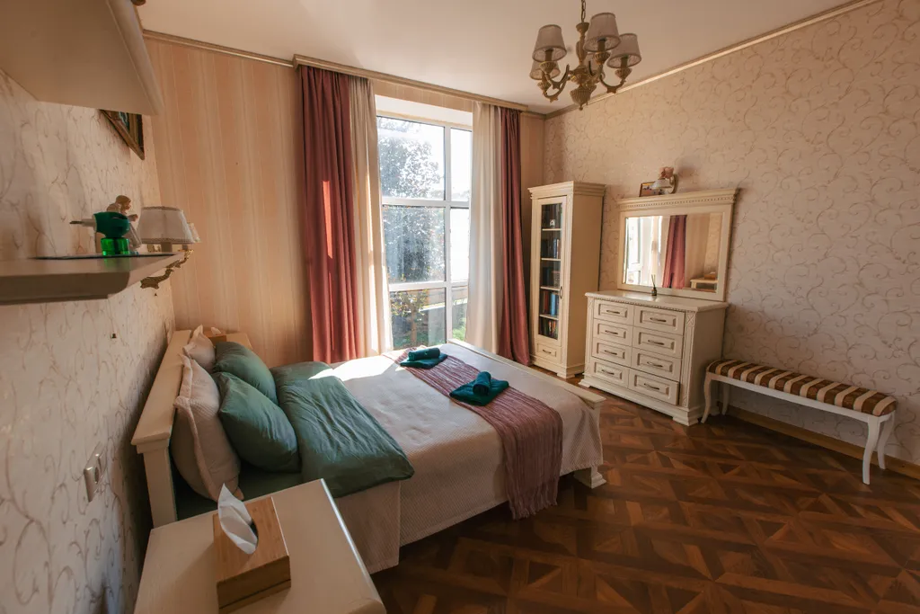 Современный дом в тихом месте