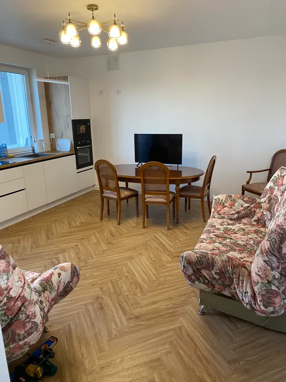 Просторная квартира на 6 мест