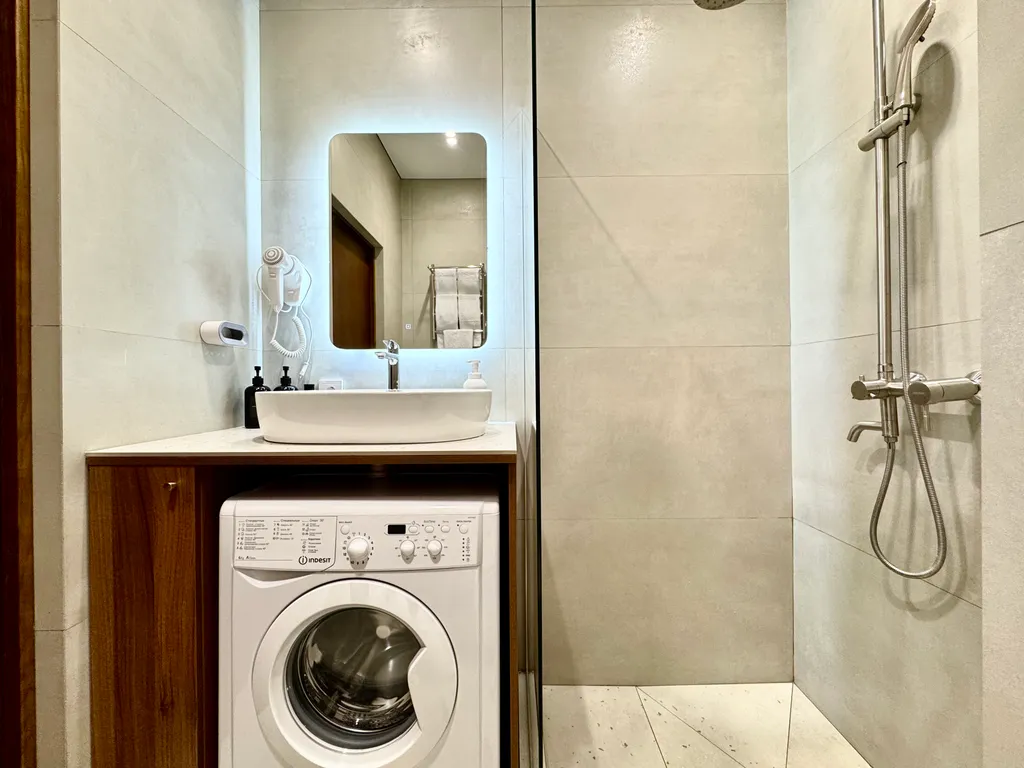 Квартира Люкс с видом на море и балконом — Лазаревское