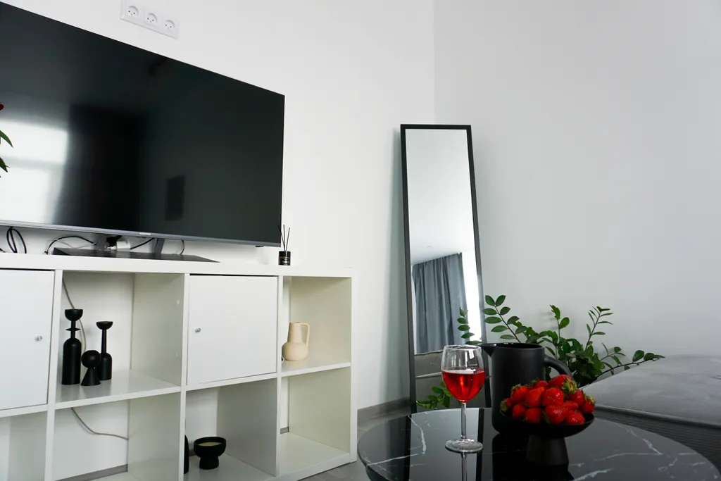 Квартира Двухкомнатная квартира возле зоопарка — Калининград