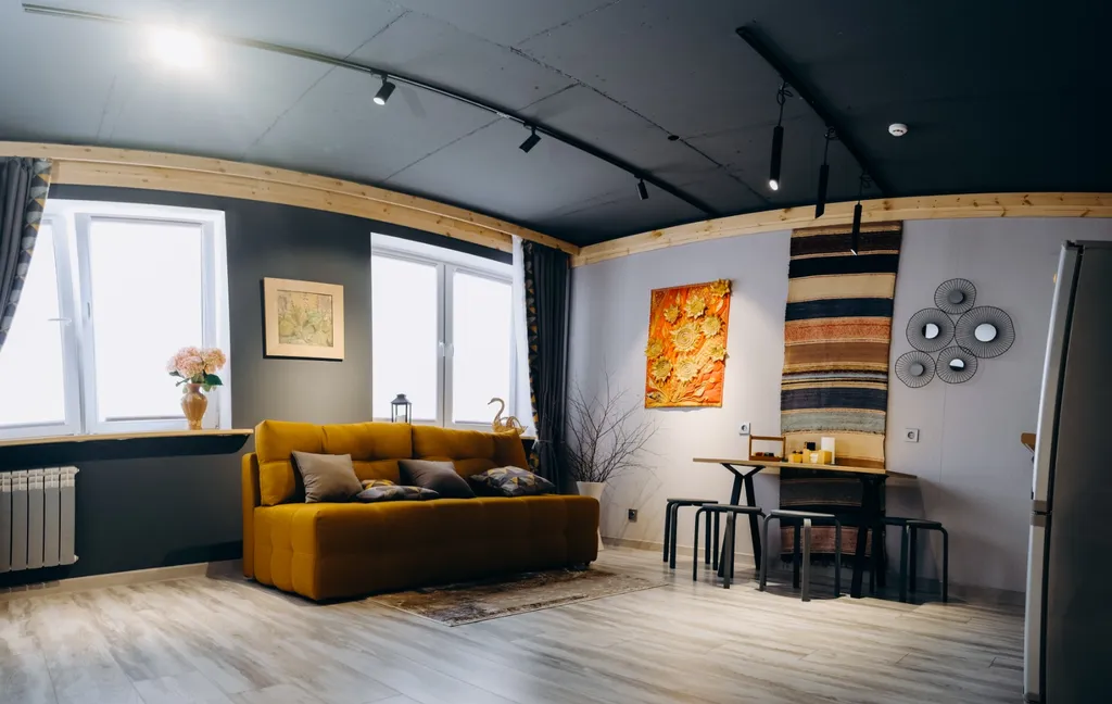 Уютная студия с дизайнерским ремонтом