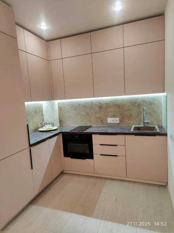 Стильная  квартира незабываемым видом на Онежское озеро с 18 этажа