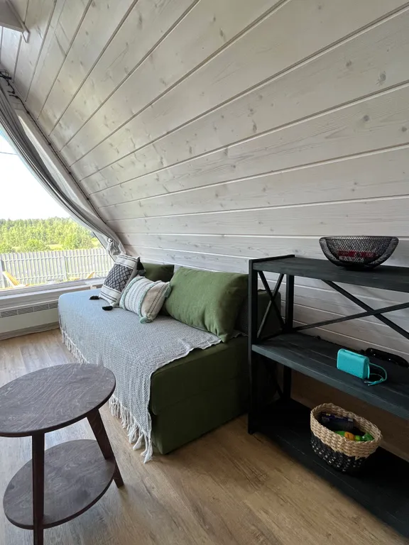 А-фрейм на берегу реки Нерль с банным чаном