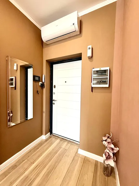 Двухкомнатный апартамент на Гостином дворе