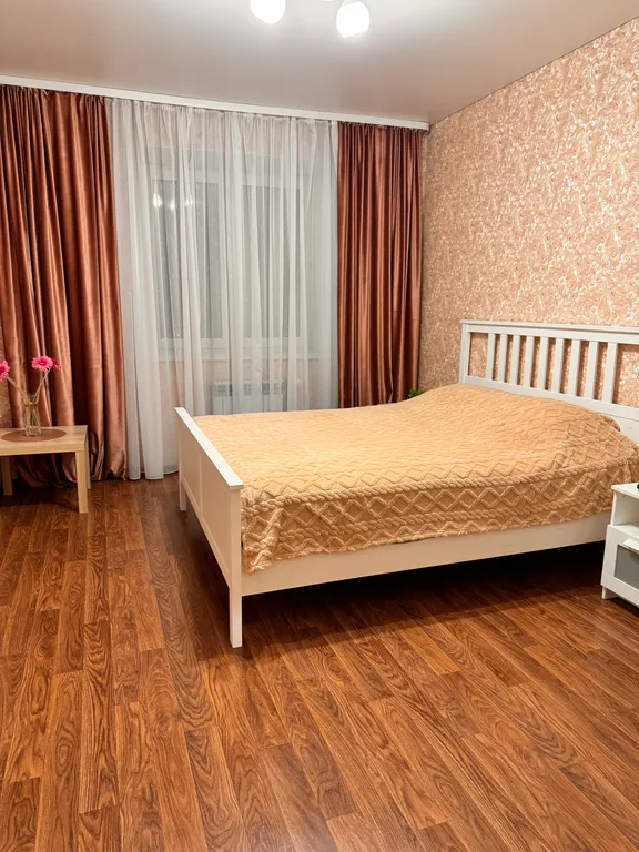 Омск Кировский у ТЦ Мега