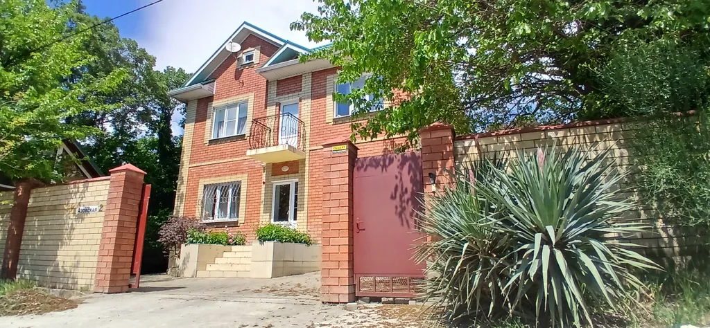 Коттедж Семейный дом у моря — Южная Озереевка