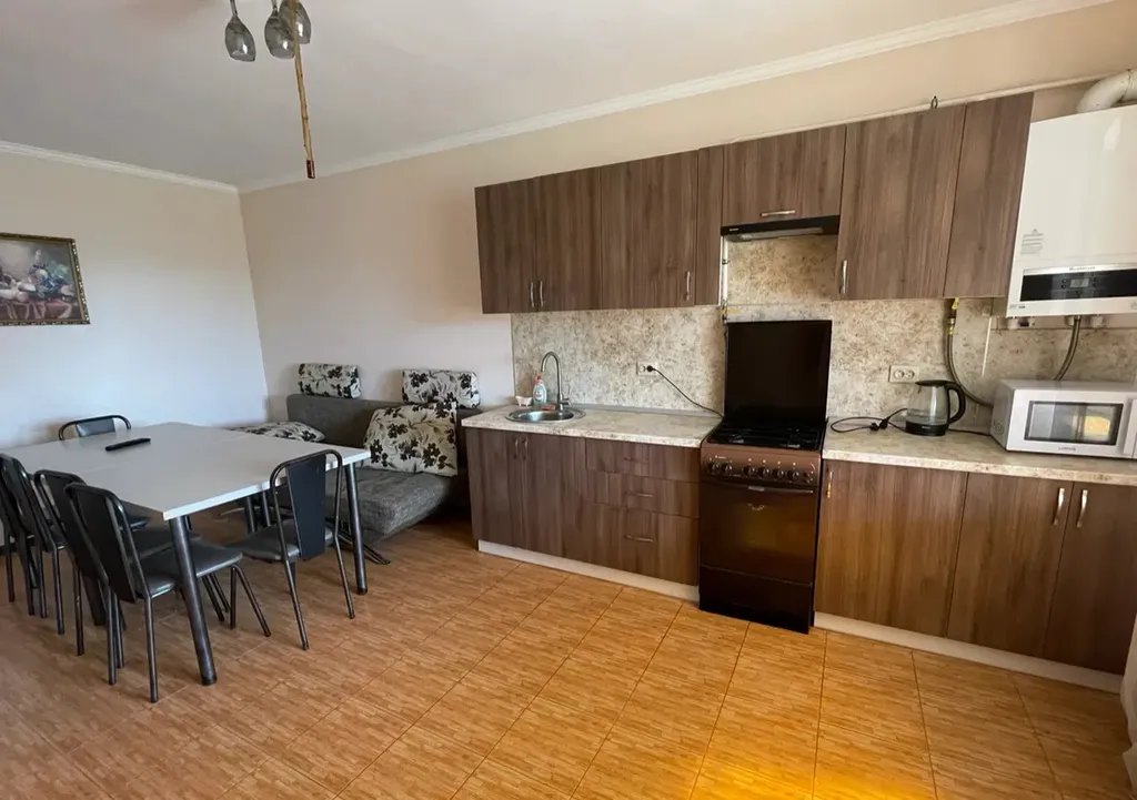 Квартира с верандой — аренда посуточно в Изобильный