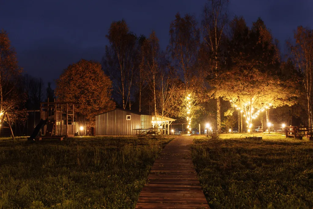 Уютные дома для компании и большой семьи на берегу Волги