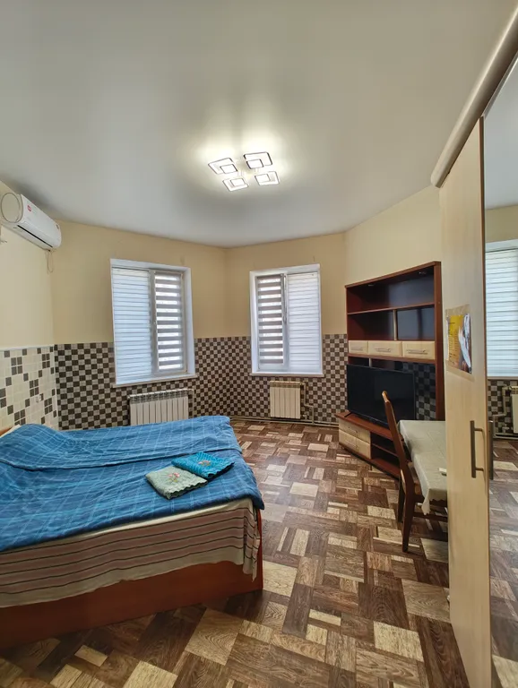 Большая двухкомнатная квартира в центре