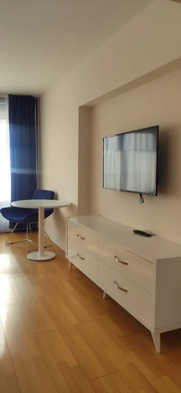 Апартамент-студио в Орби-сити с прямым видом на море