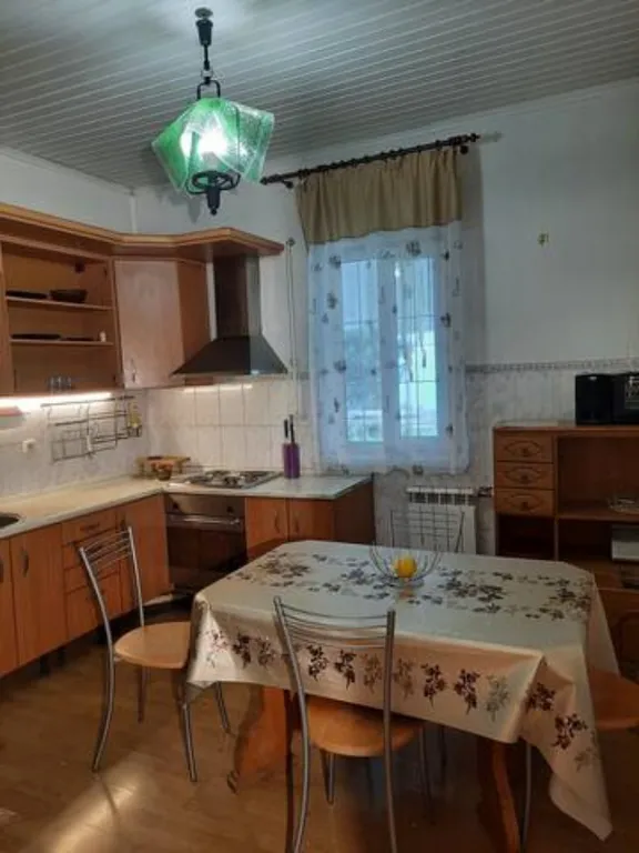 Коттедж Уютный пяти-спальный коттедж — Борзые