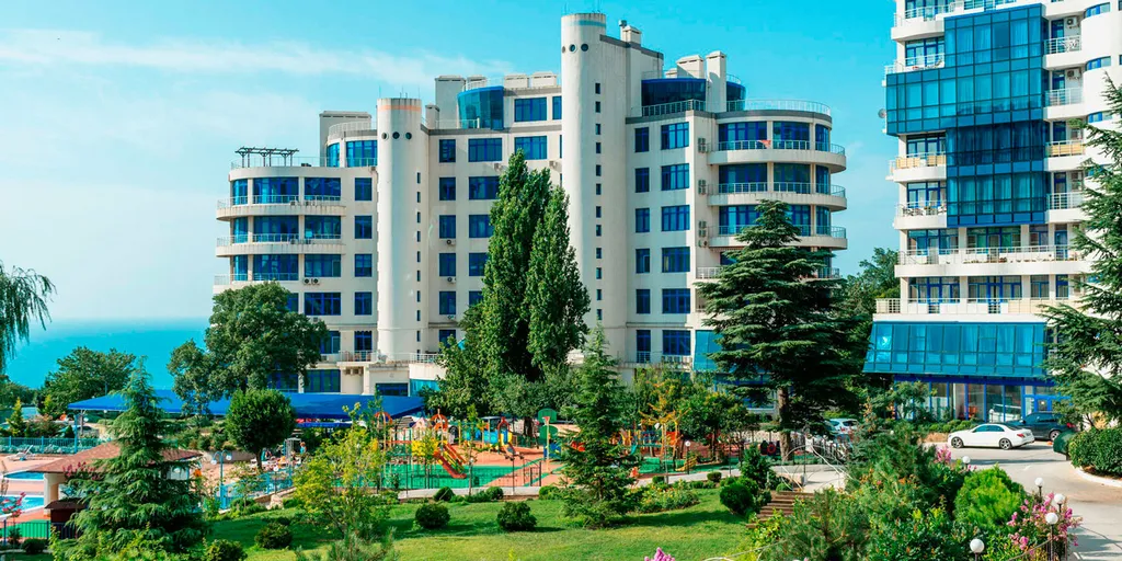 Евро-трехкомнатная в жк Ришелье Шато с бассейном